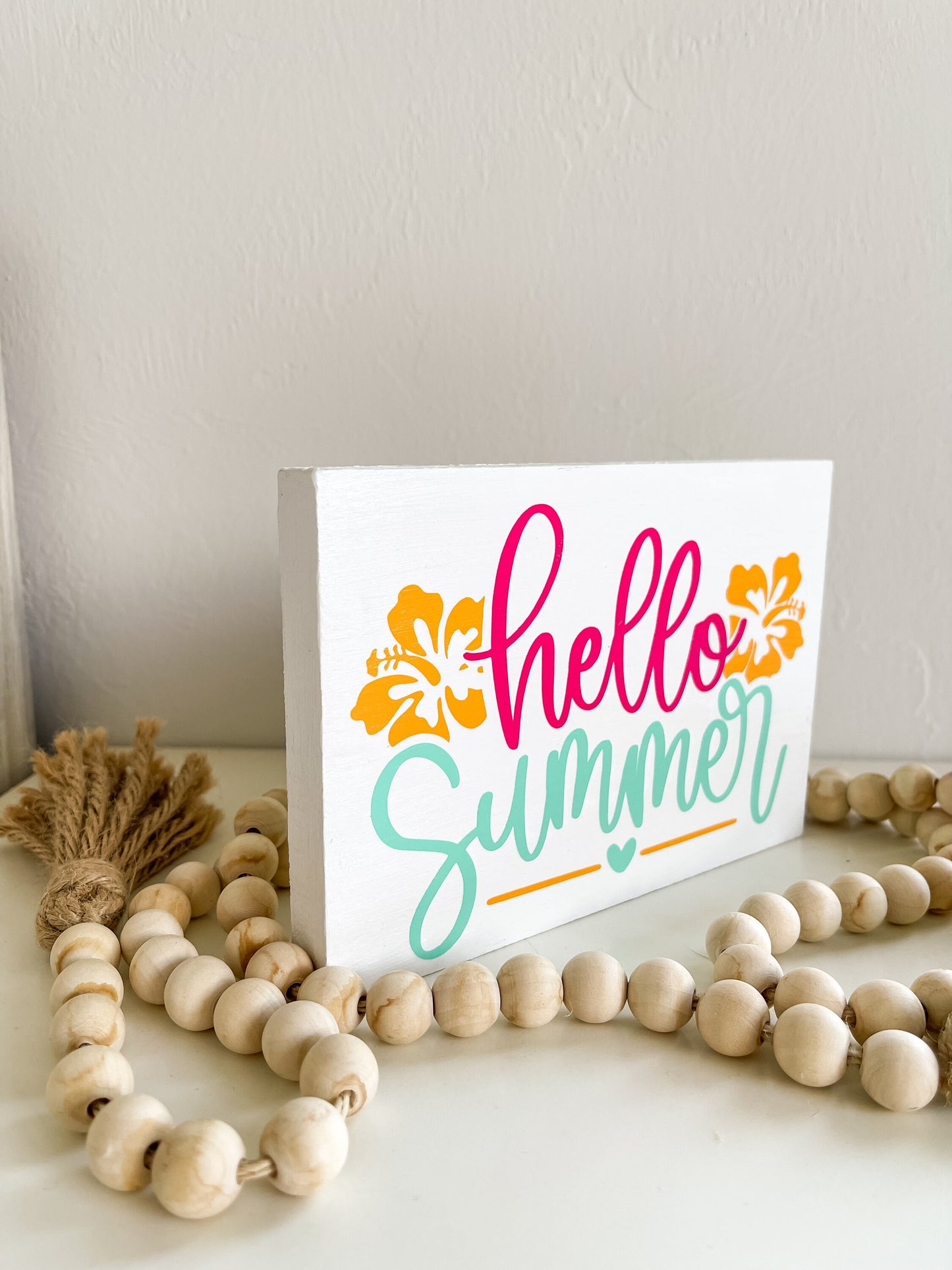 Hello Summer Sign