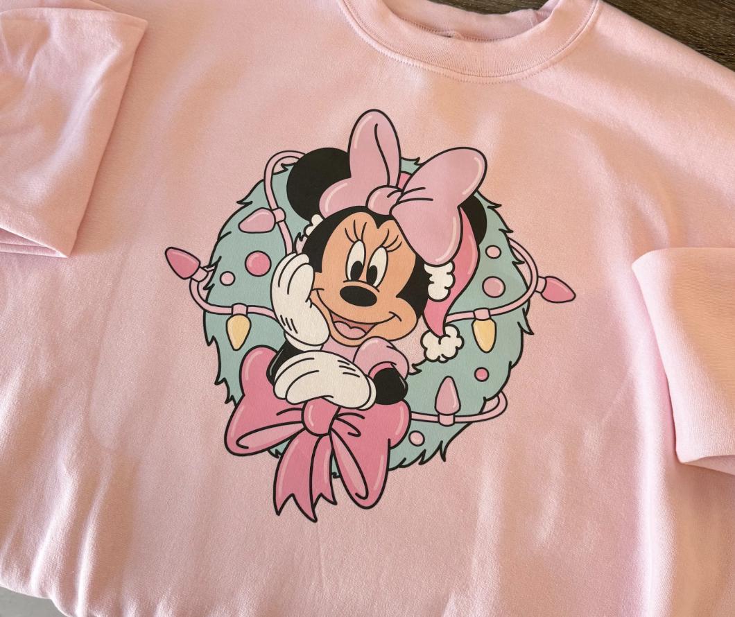 DTF Transfer: Minnie Mouse Disney Christmas Holiday Wreath and Lights
